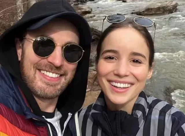 Alba Baptista Chris Evans